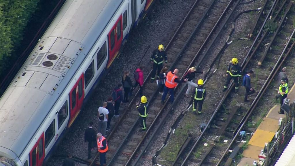 London: IS reklamiert Anschlag auf U-Bahn für sich