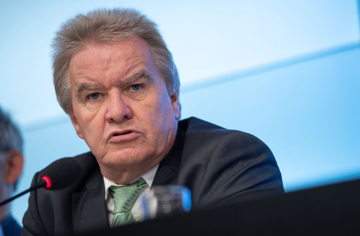 Baden-Württemberg: Landtag beschließt Karenzzeit für Ex-Minister