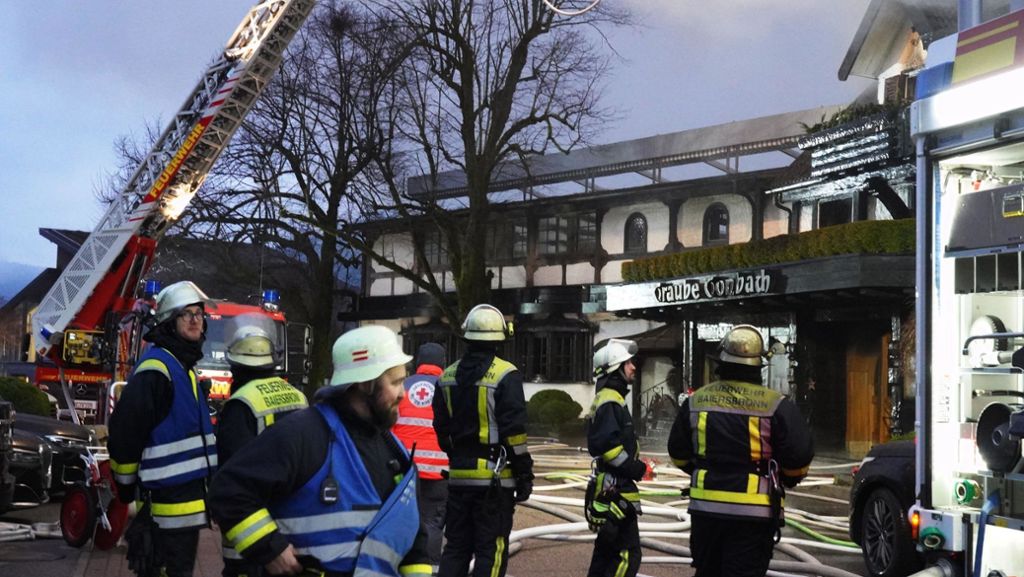 Brand zerstört Schwarzwaldstube in Baiersbronn: Bürgermeister sichert Unterstützung zu