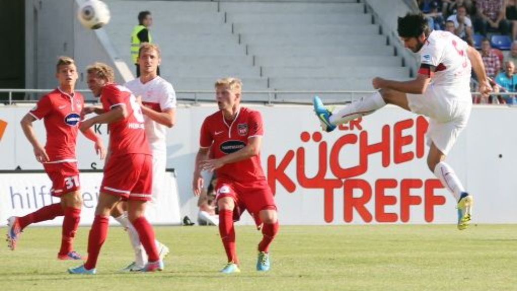 VfB Stuttgart gegen 1. FC Heidenheim: Tasci trifft zum Testspiel-Sieg
