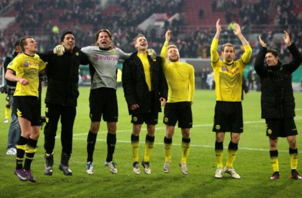 ... den amtierenden Deutschen Meister Borussia Dortmund an.