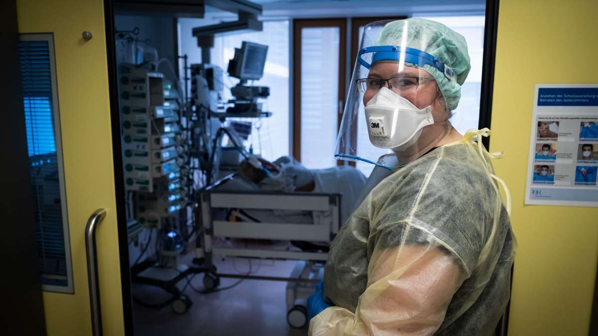 Coronapandemie in Stuttgart: Intensivpflegerin berichtet über Klinik-Alltag mit ungeimpften Patienten