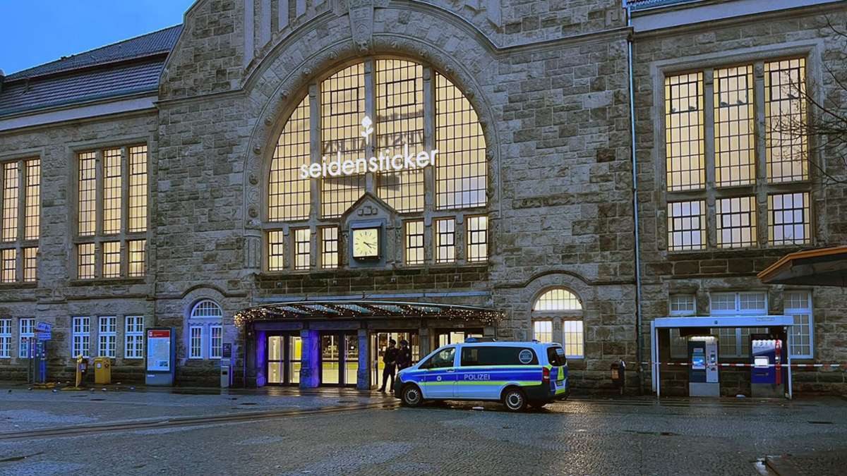 Anschlagsdrohung in Bielefeld: Polizei sperrt Hauptbahnhof weiträumig ab