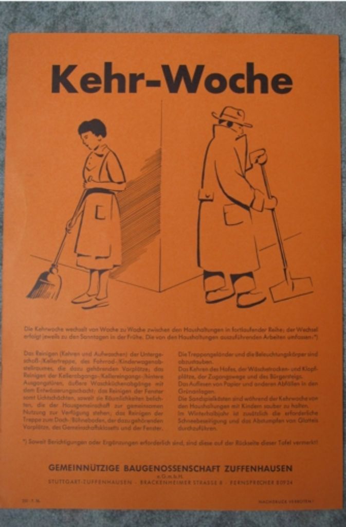 Im Juli 1956 fertigte Peter Schmitt dieses Kehrwochenschild während seiner Lehrzeit bei einer Druckerei in Zuffenhausen an.