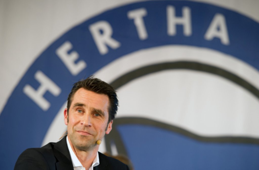 ... mit seinem Lieblingsclub Hertha BSC Berlin (Foto: Hertha-Manager Michael Preetz) das eine oder andere Drama durchstehen.