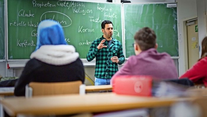 Gymnasien beantragen Islamunterricht