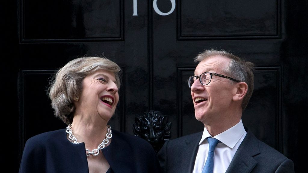 Euroskeptiker auf Schlüsselposten: Theresa May gestaltet das britische Kabinett um