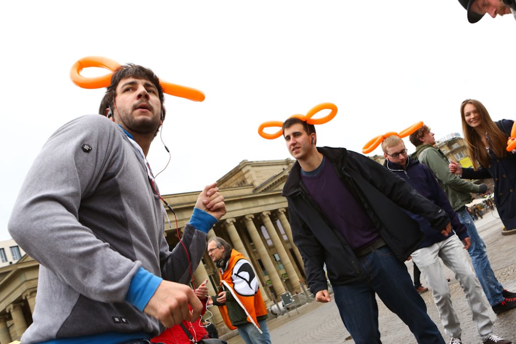 Tanzverbote abschaffen! Demo der Piraten Partei auf dem Stuttgarter Schlossplatz
