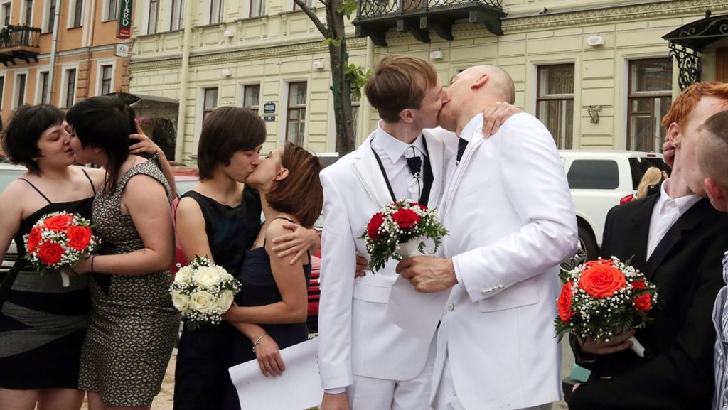 Homosexuelle in Italien: Verliebt, verheiratet, versteckt