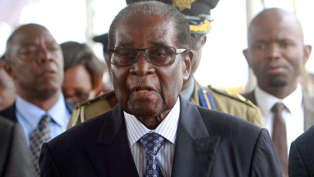 Simbabwe: Mugabe soll bis Montag zurücktreten