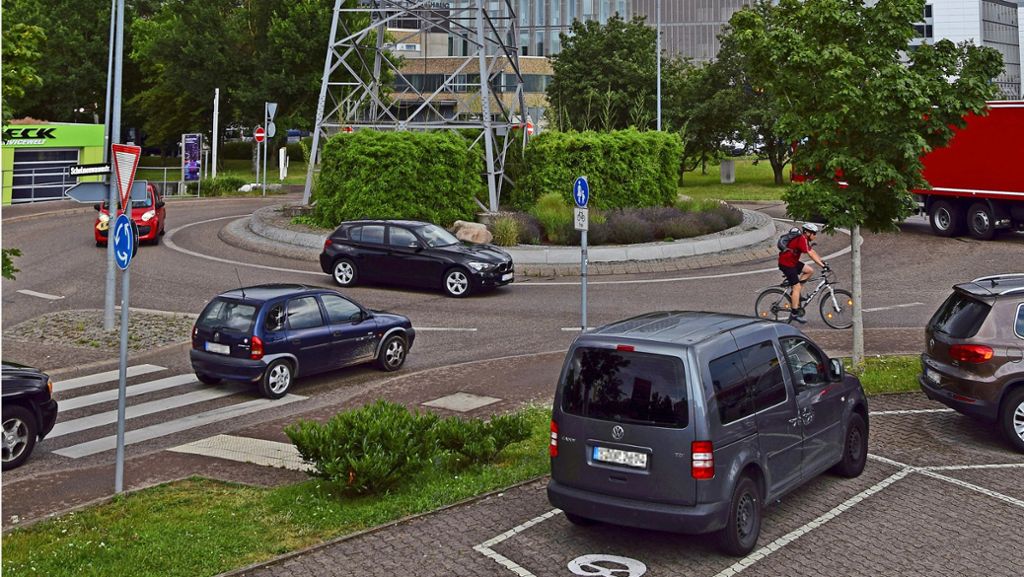 Verkehr in Stuttgart-Fasanenhof: Mit neuer Ampel soll’s am Kreisel rundgehen