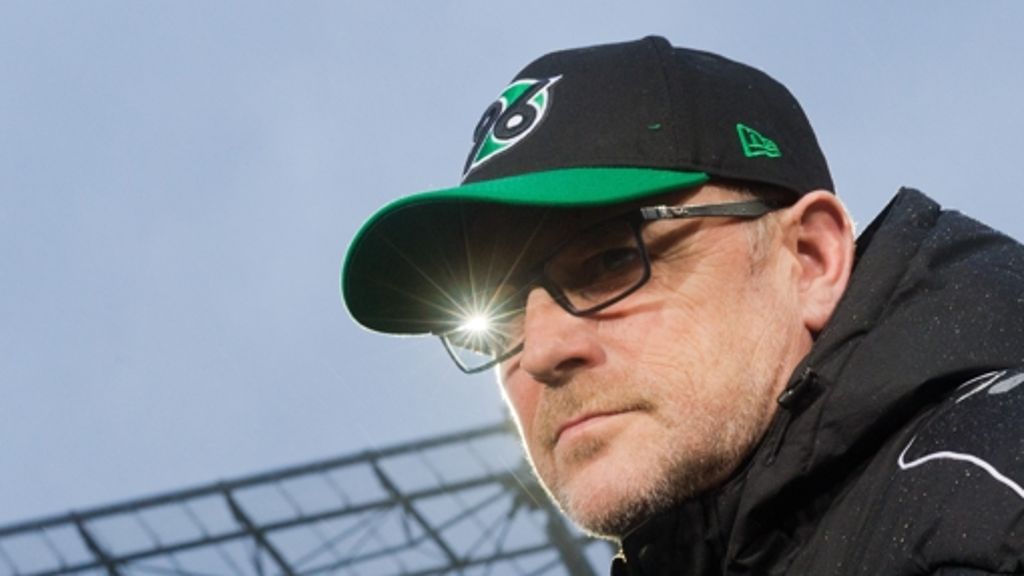 Bundesliga: VfB als Vorbild: 96-Trainer Schaaf hofft auf Wende