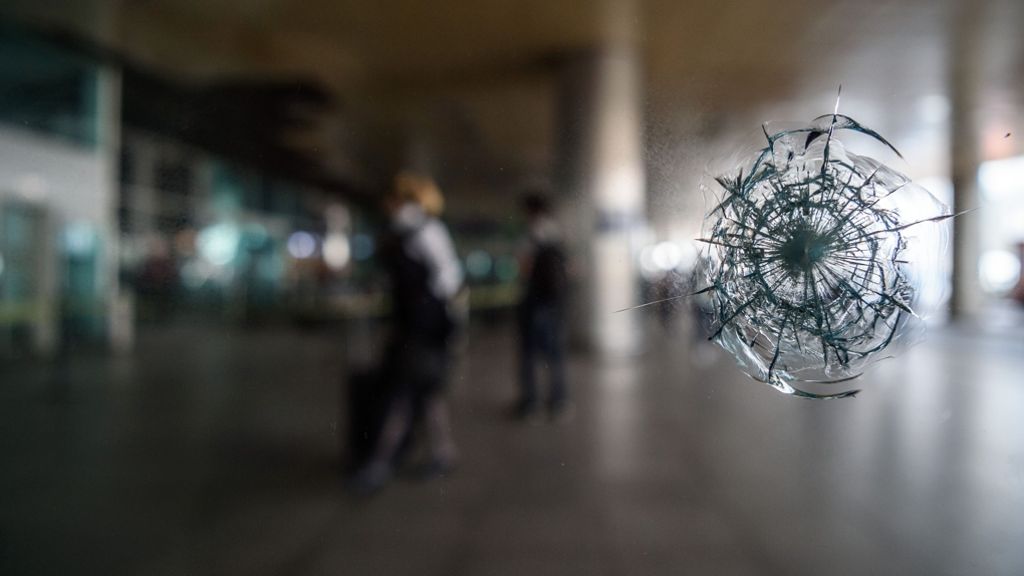 Istanbuler Flughafen: Türkei sucht Drahtzieher des Anschlags