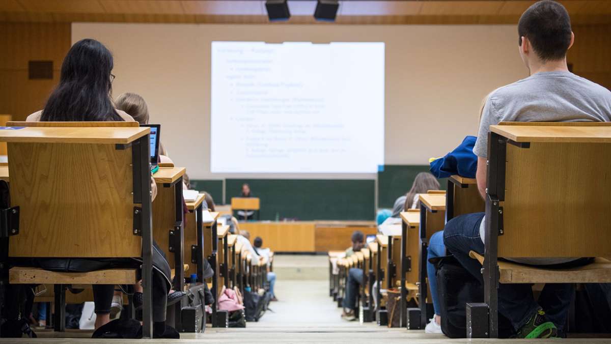 Studieren in Baden-Württemberg: Weniger Erstsemester an den Universitäten