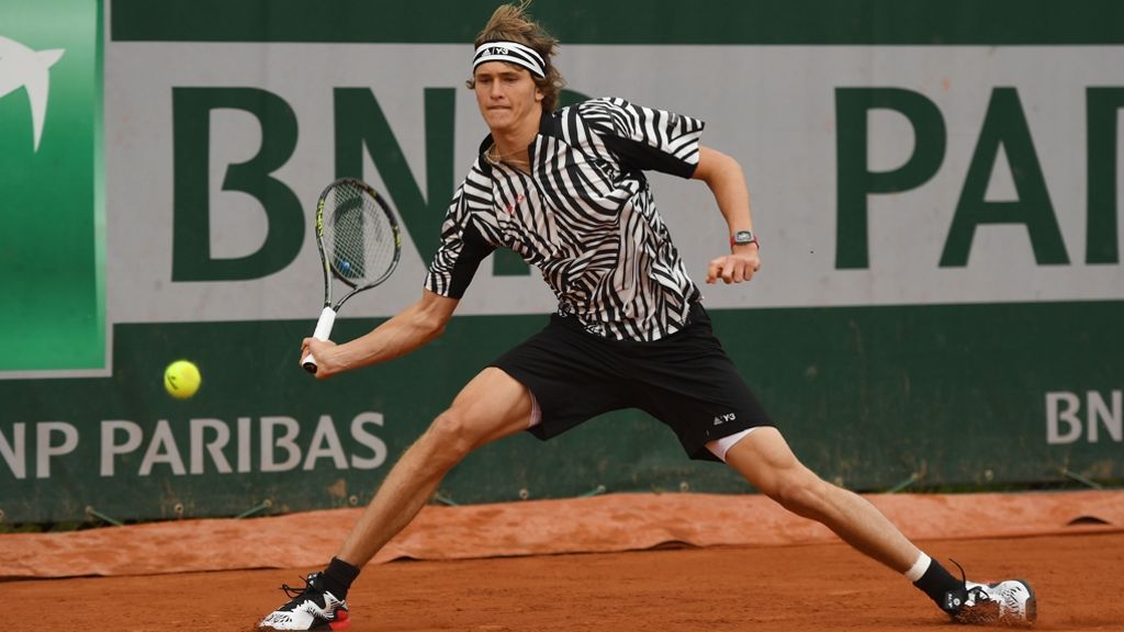 Tennis: Hamburger Zverev erreicht zweite French-Open-Runde