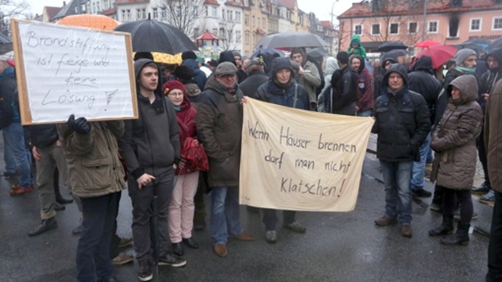 Vorfälle in Sachsen: „Widerlich“ - Fremdenfeindlichkeit empört die Republik