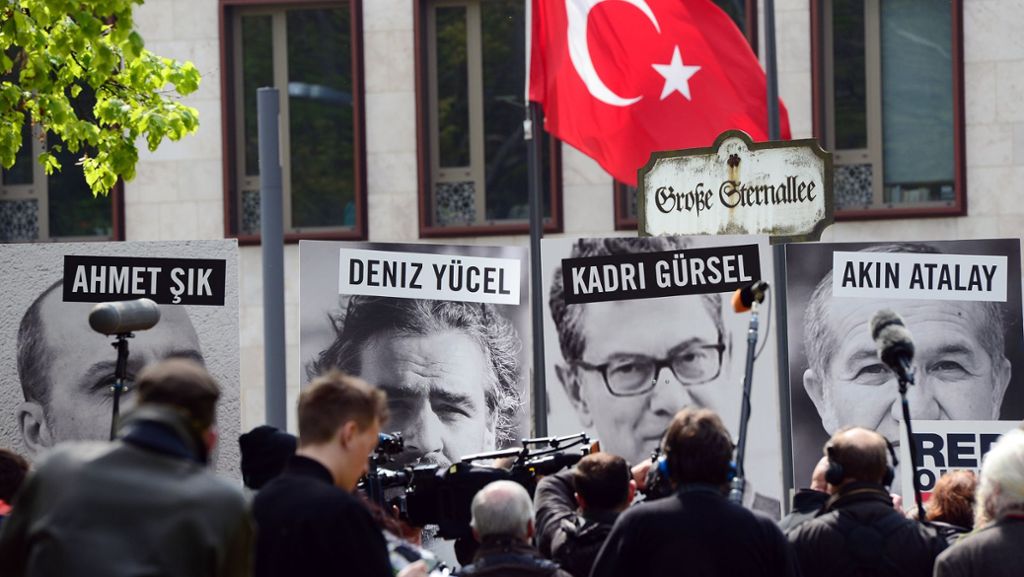 EU-Minister Ömer Celik über Türkei: „Ein sicheres Land für ausländische Journalisten“