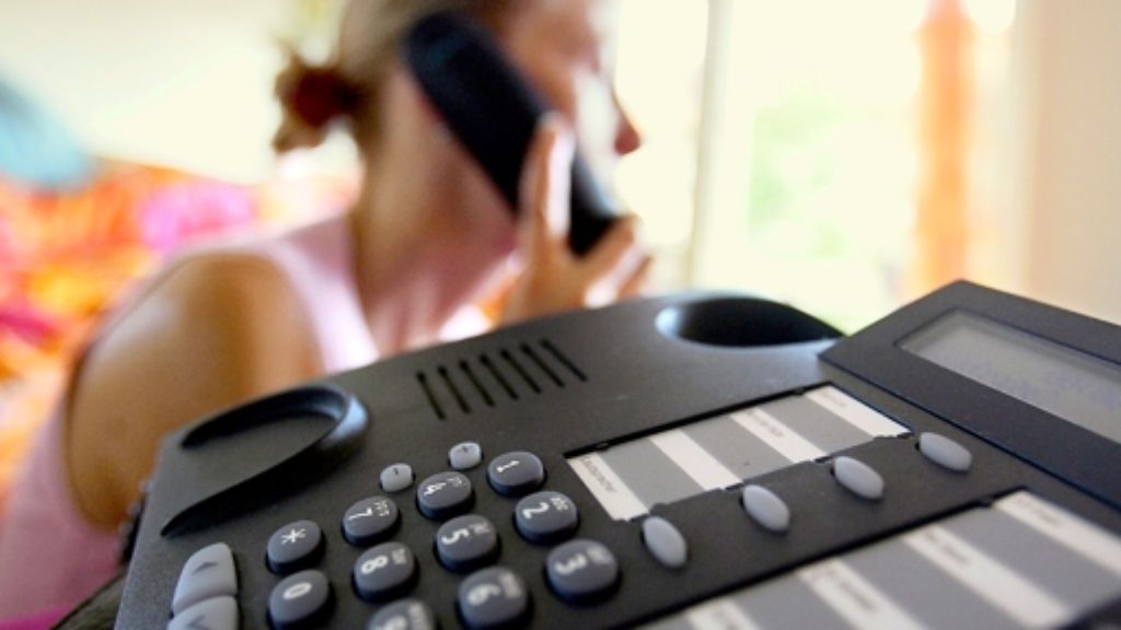 Wechsel des Telefonanbieters: Verbraucher klagen über Stolpersteine