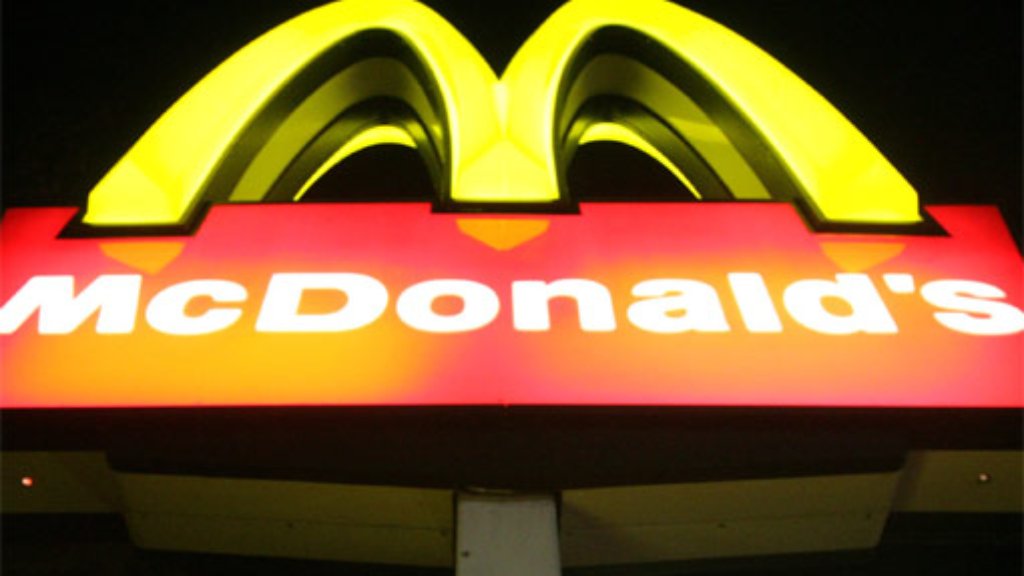 Tischservice bei McDonald’s: Herr Ober, bitte einen Big Mac!