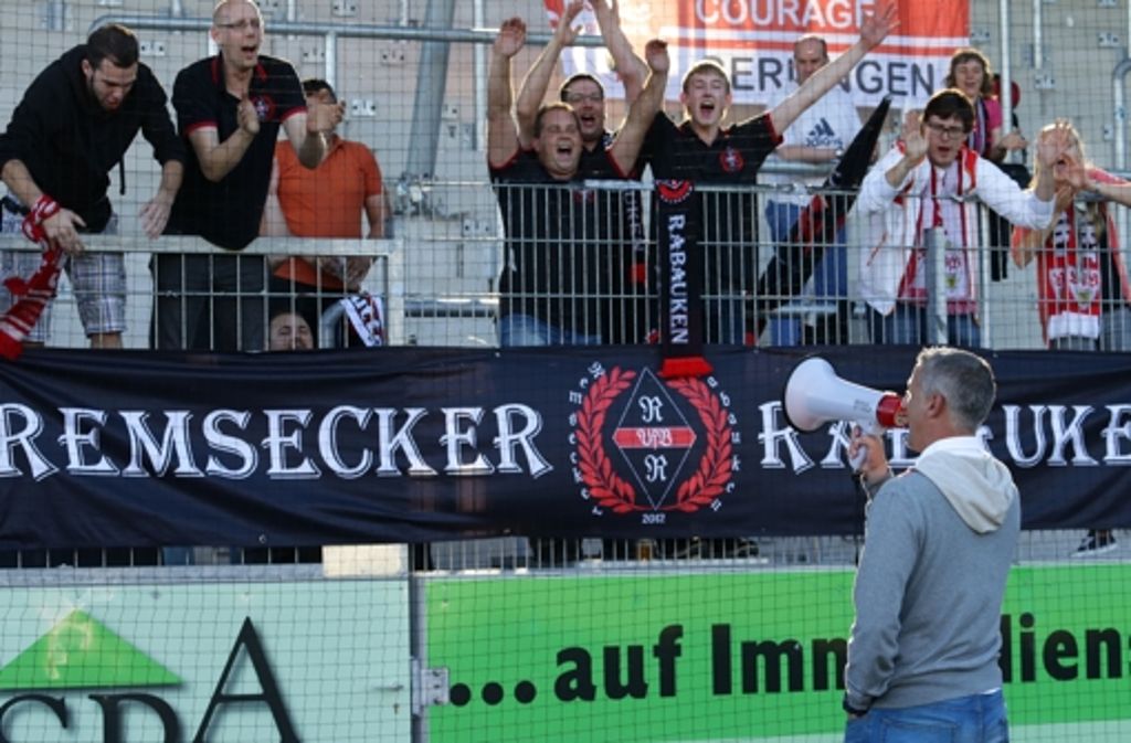Kramny hielt mit dem VfB II Jahr für Jahr die Klasse – eine nicht hoch genug zu schätzende Leistung angesichts der Fluktuation im Kader. Mehr noch: Unter Kramny hat sich der VfB II als beste zweite Mannschaft Deutschlands etabliert.