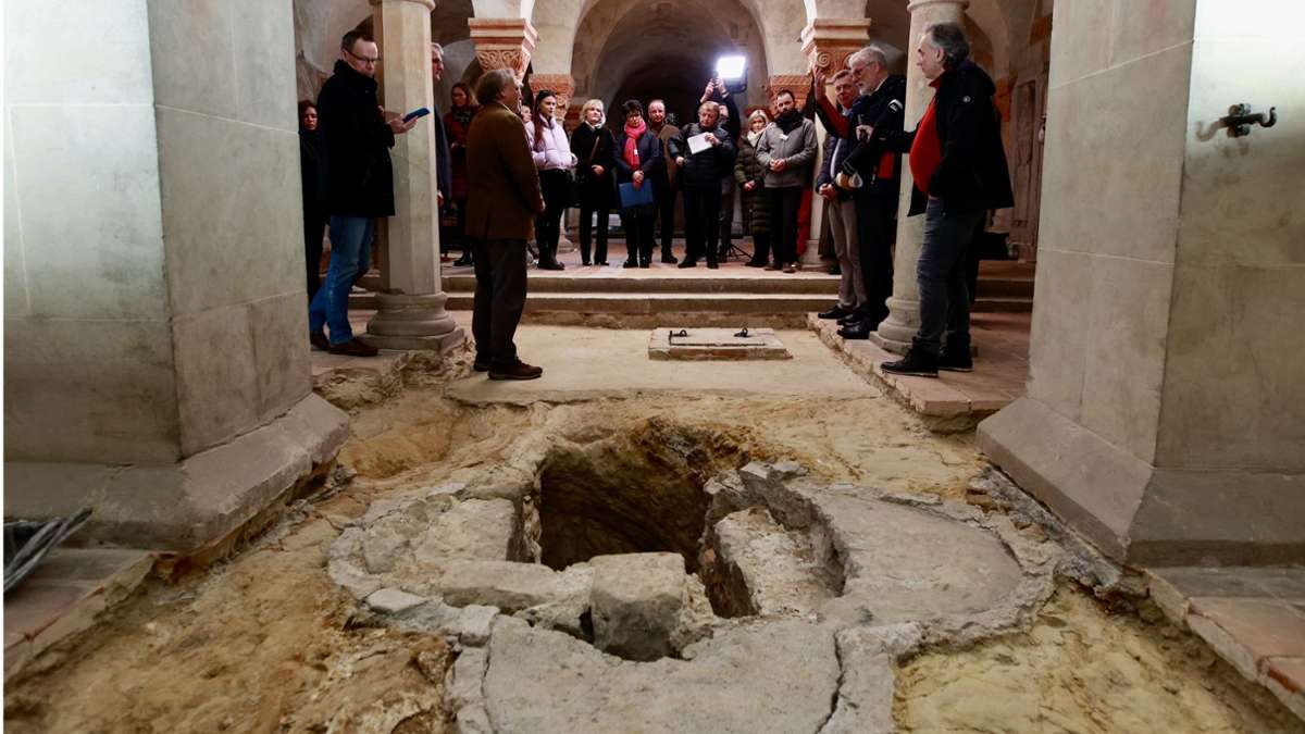 Taufbecken der Ottonen in Quedlinburg entdeckt: Wo  Kaiser und Könige getauft wurden