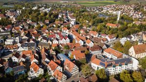 Lebendige Gemeinde in schöner Lage: Die Stadt Ditzingen aus der Vogelperspektive.