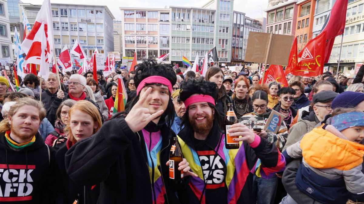 Demo gegen Rechts: Was treibt junge Stuttgarter auf die Straße?