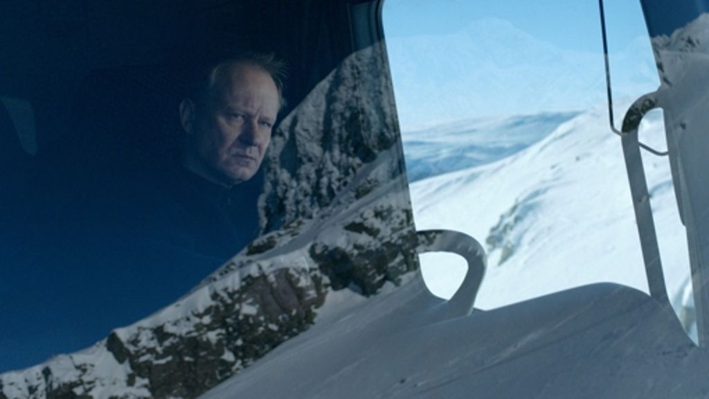 Filmkritik „Einer nach dem anderen“: Wie mit dem Schneepflug weggeräumt
