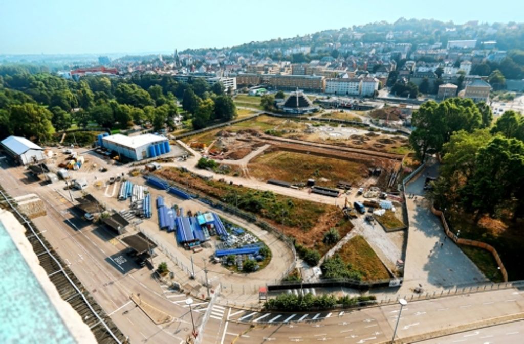 Während im Mittleren Schlossgarten die Vorbereitungen für den eigentlichen Bahnhofsbau andauern, tut sich auf dem Gelände des Grundwassermanagements nichts.