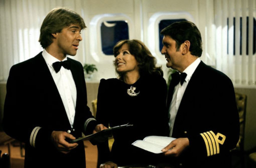 ... Kapitäns-Vorgänger Günter König (rechts) gehörten auch Sascha Hehn (links) und Heide Keller als Chefhostesse Beatrice von Ledebur der Startcrew auf dem Traumschiff an. In den Achtzigern hatte die ZDF-Sendung bis zu 25 Millionen Zuschauer.