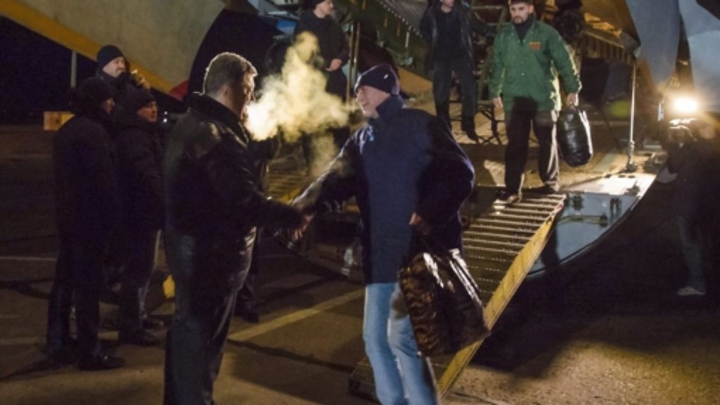 Ukraine: Poroschenko empfängt freigelassene Soldaten