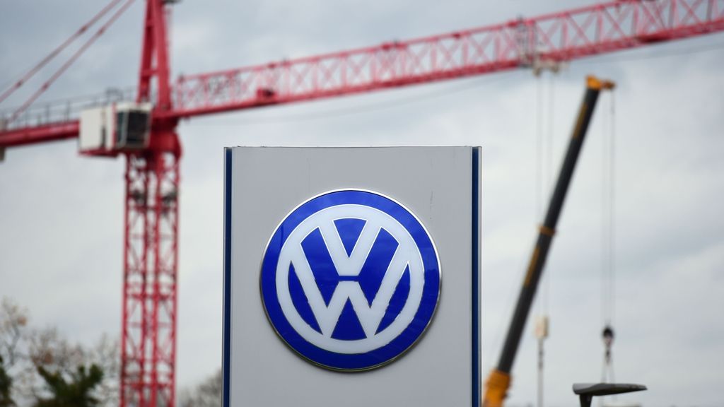 VW-Gewinn bricht ein: Der Abgasskandal verhagelt VW den Jahresauftakt