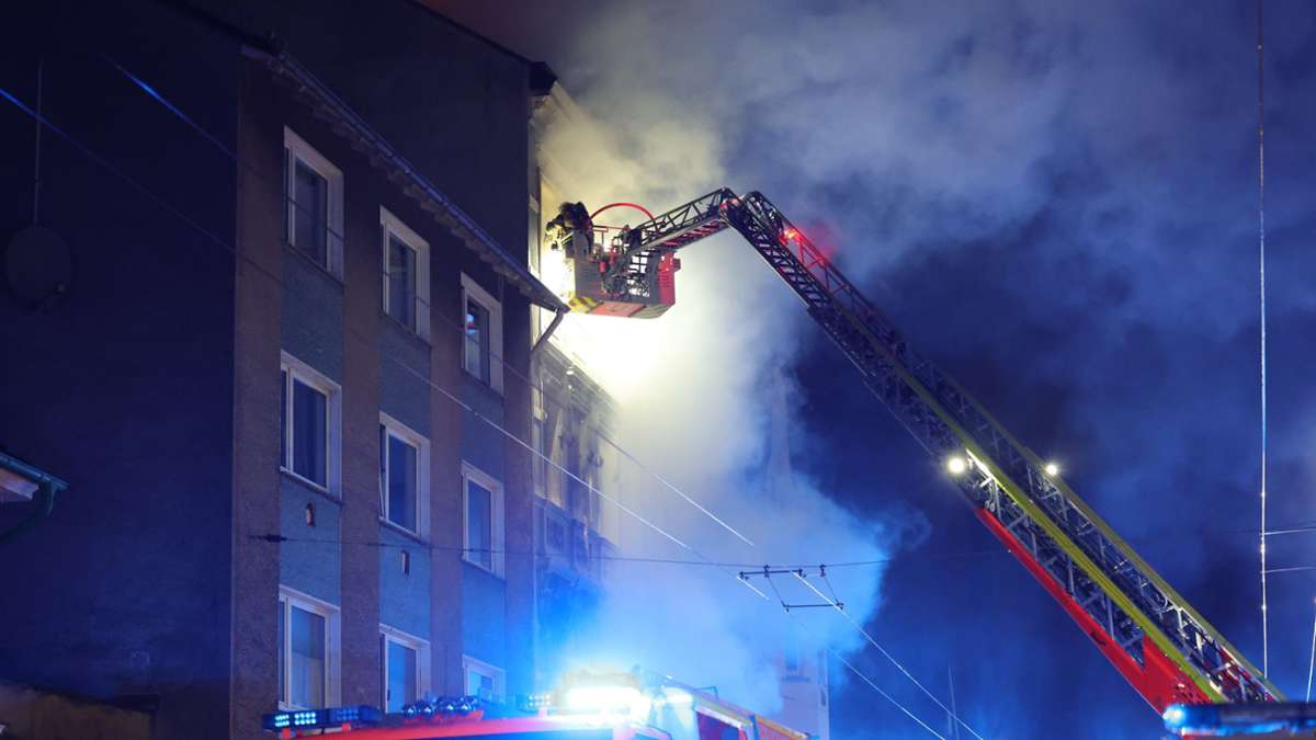 Flammeninferno in Solingen: Drei Tote bei Wohnungsbrand – ein vermisstes Kleinkind