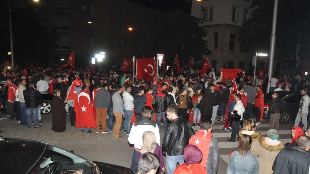 Putschversuch in der Türkei: Demos in Stuttgart gegen Umsturzversuch