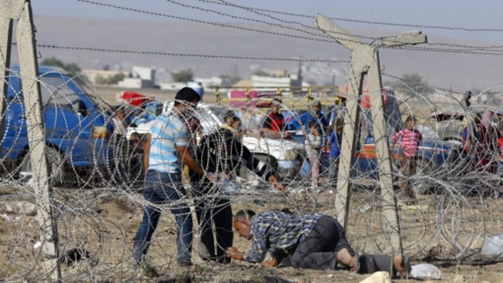 Syrer wollen in die Türkei: UN: Hunderttausende Flüchtlinge