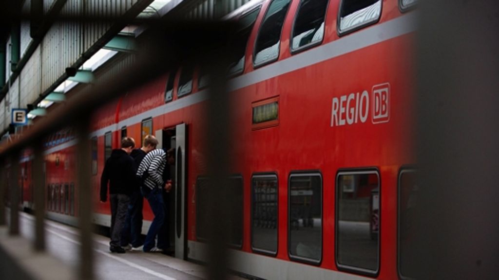 Nahverkehr in Baden-Württemberg: Land zahlt der Bahn   eine Milliarde zu viel