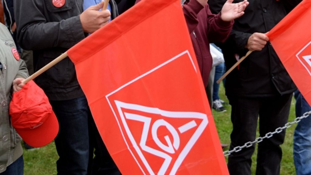 Magna-Standort in Korntal-Münchingen: Beschäftigte demonstrieren gegen Schließung