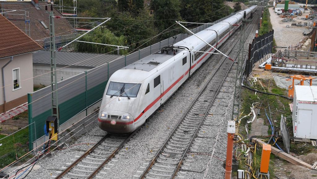 Rheintalbahn: Züge können nach Sperrung wieder fahren
