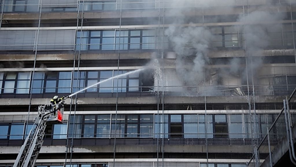 Feuer in der Universität Stuttgart: Brand verursacht Millionenschaden