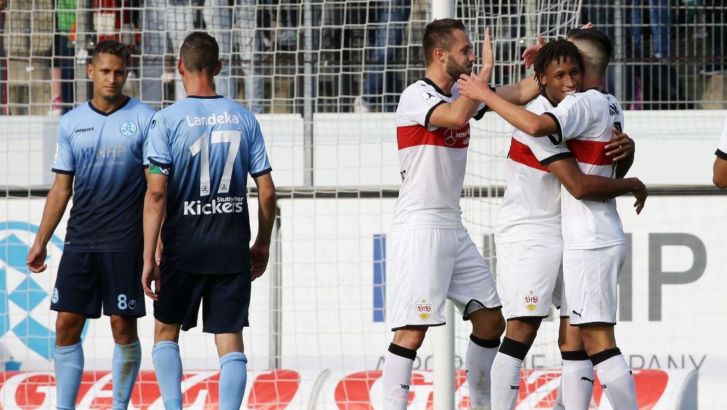 Stuttgarter Kickers gegen VfB Stuttgart II: Ein Derby als Lehrstunde