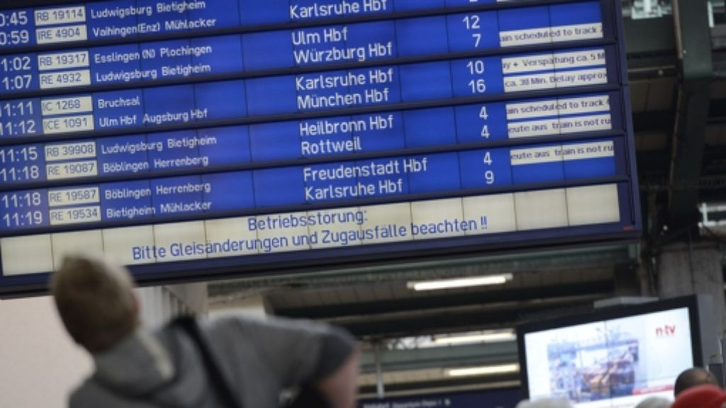 Stuttgarter Hauptbahnhof: Gleis 10 in Stuttgart bis Ende Oktober unbefahrbar