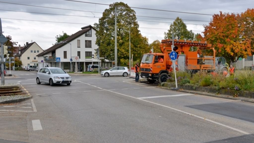Verkehrssicherheit in Leinfelden-Echterdingen: Stadt entschärft gefährlichen Bahnübergang