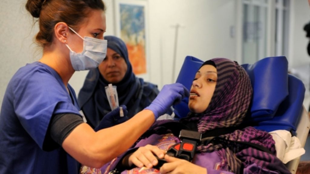 Schwerverletzte Palästinenserinnen: Drei Opfer des Gaza-Kriegs werden in Deutschland behandelt