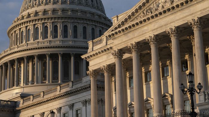 US-Senat stimmt für Ukraine-Hilfen - Votum anderer Kammer fehlt noch