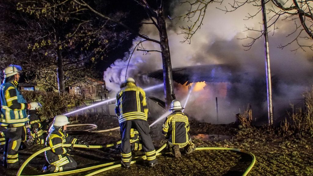 Gäufelden im Kreis Böblingen: Brandstifter zündet Vereinsheim und Gartenhaus an
