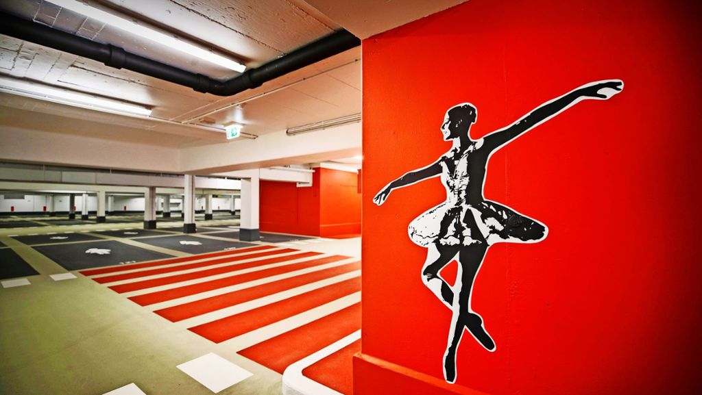 Wiedereröffnung Büze-Tiefgarage in Waiblingen: Ballerina weist den Weg zur Kultur