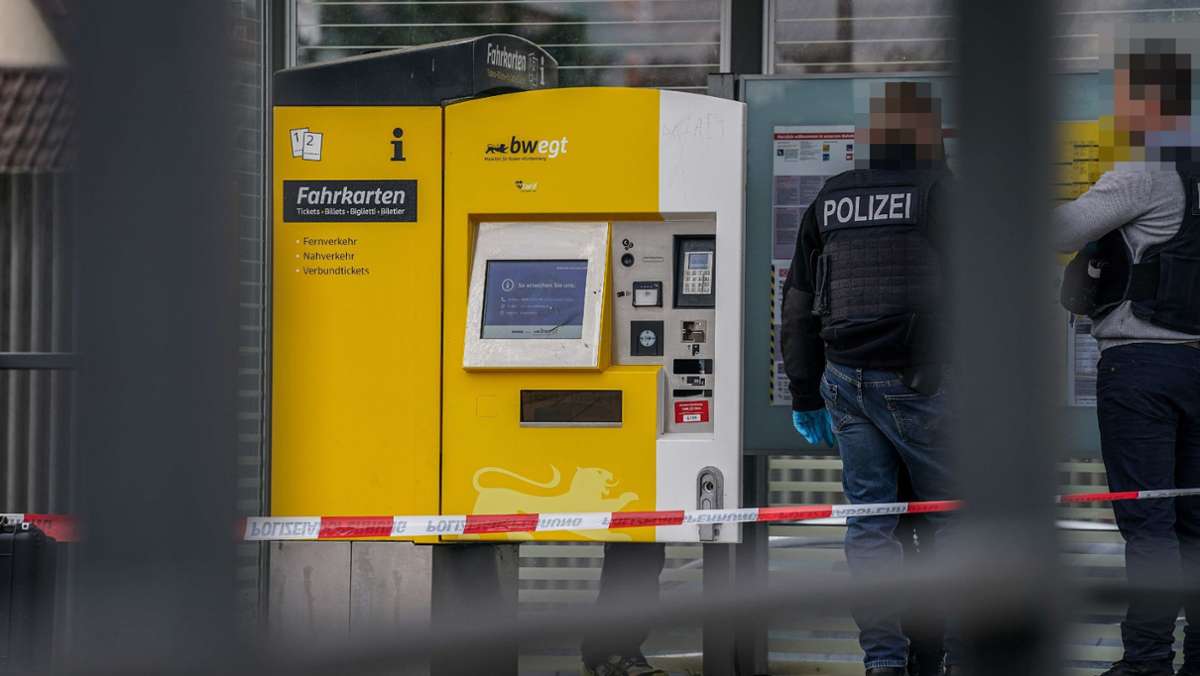 Großeinsatz in Oberboihingen: Bundespolizei sperrt Bahnhof ab