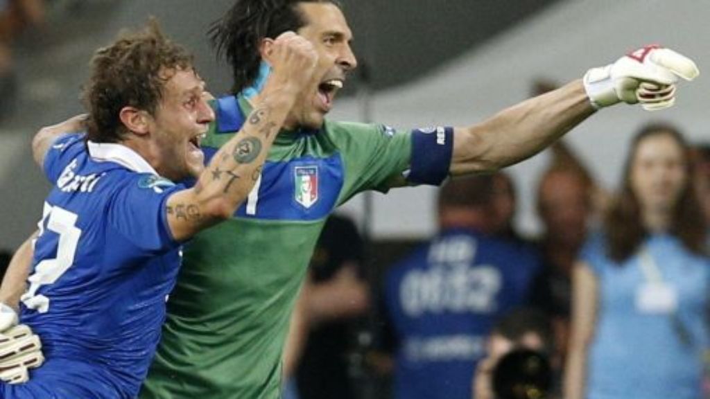 Nach Elfmeterschießen: Italien zittert sich ins EM-Halbfinale