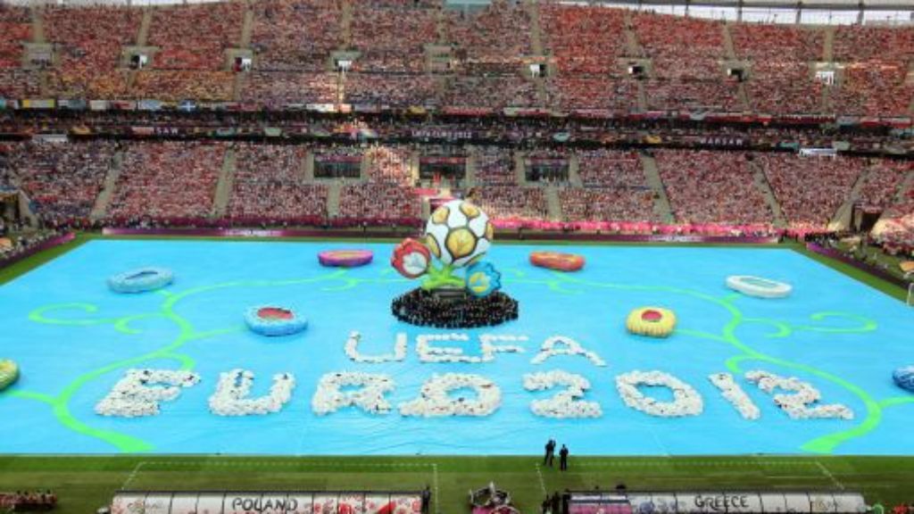 Zeremonie in Warschau: Die Europameisterschaft 2012 ist eröffnet