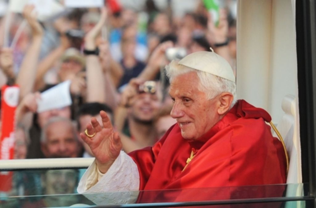 September 2010: Als erster Papst überhaupt reist Benedikt XVI. nach Schottland und England. Der zuvor heftig kritisierte Aufenthalt wird auch wegen seiner Rede in Westminster Hall doch noch zu einem Erfolg.